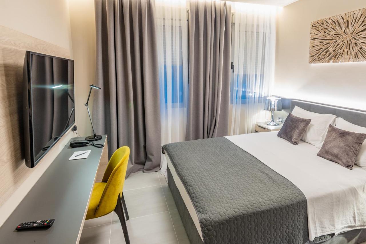 Garni Hotel Kruso แฮร์เซ็ก-โนวี ภายนอก รูปภาพ